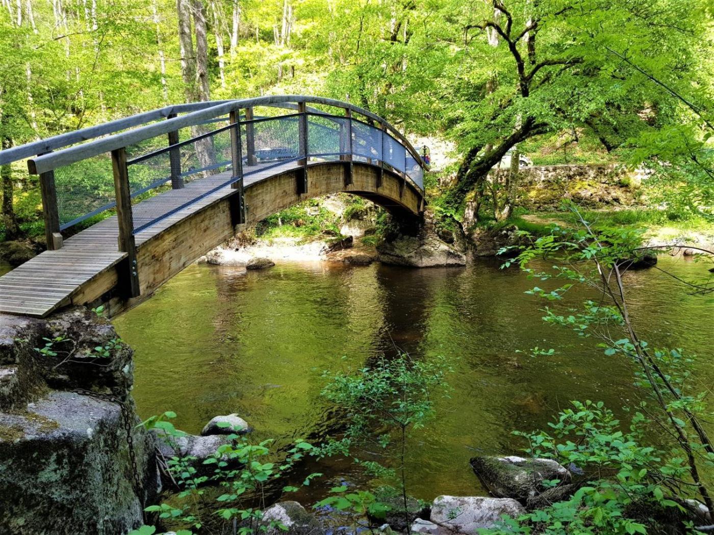 Le Gite Du Sorcier 89 Avallon Exteriér fotografie